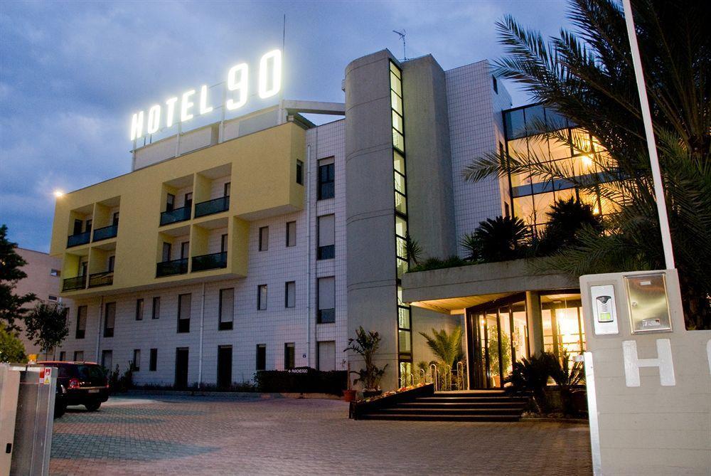 Hotel 90 Capurso Extérieur photo
